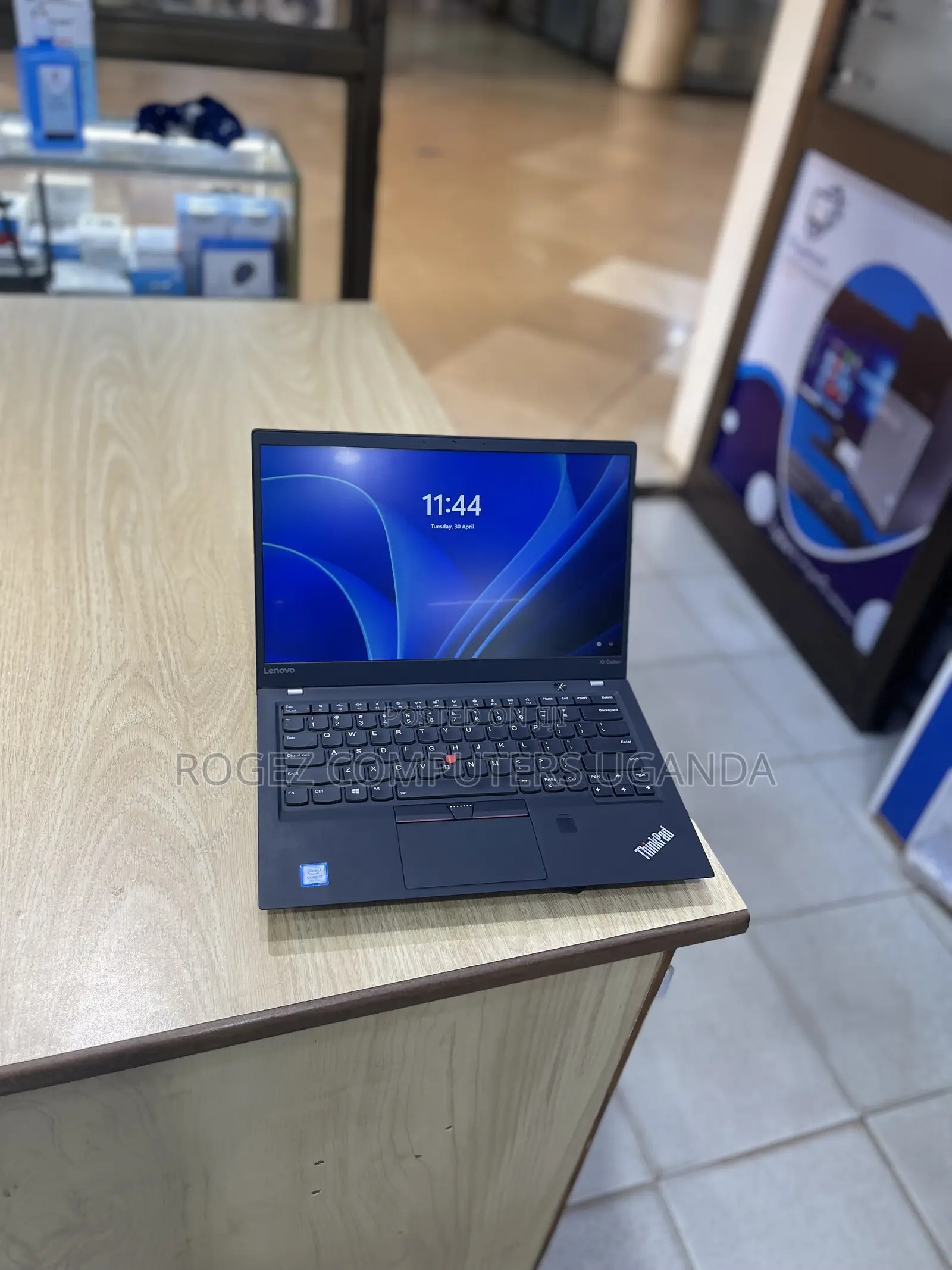 New Laptop Lenovo ThinkPad X1 Carbon 16GB Intel Core I7 SSD 512GB