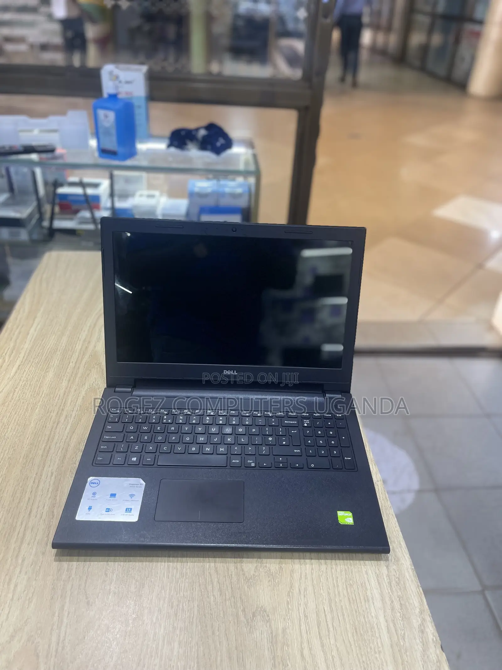New Laptop Dell Inspiron 15 3543 8GB Intel Core I7 HDD 1T