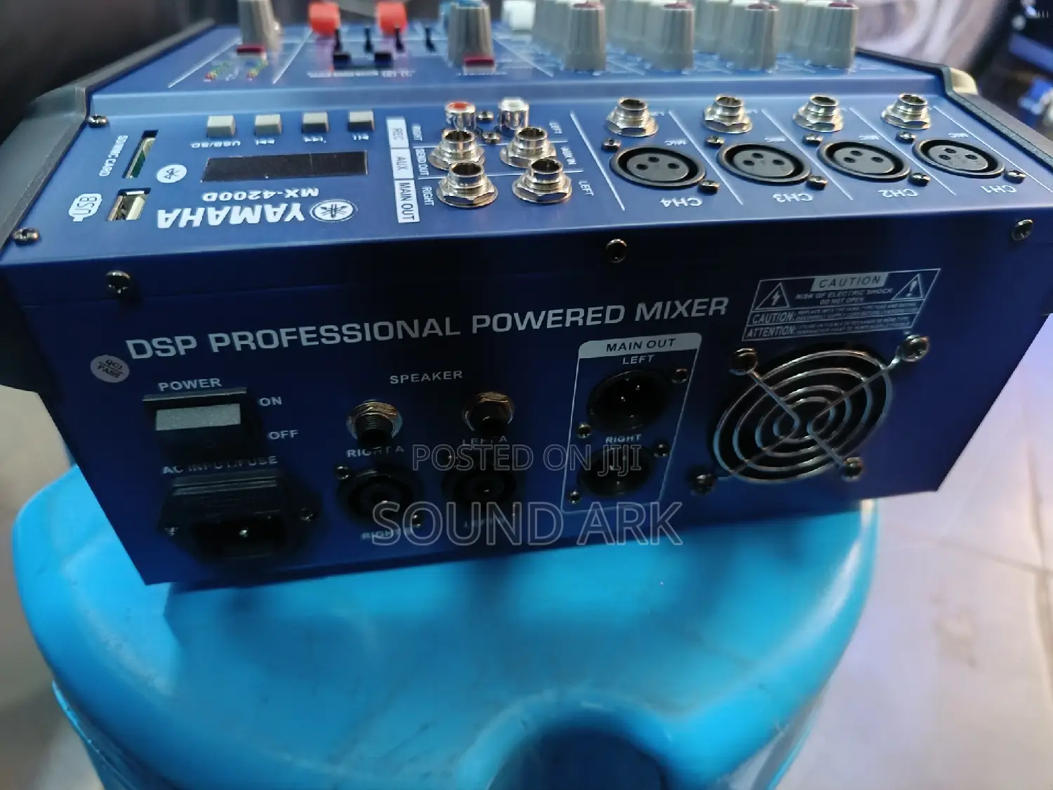 Amplified Mixer Four Channels
