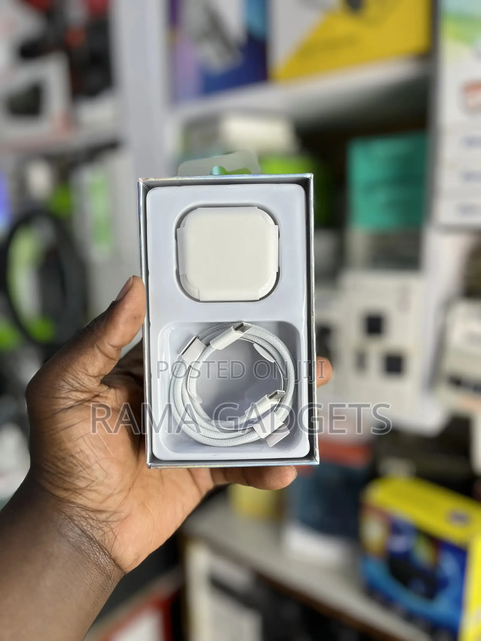 15 Pro Max 35w Usb C to C Charger