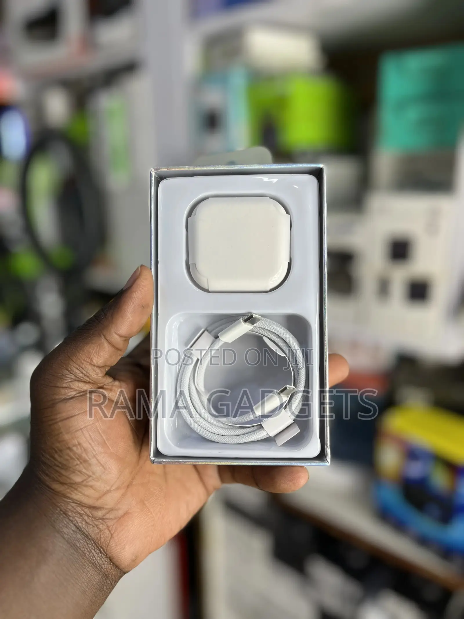 15 Pro Max 35w Usb C to C Charger