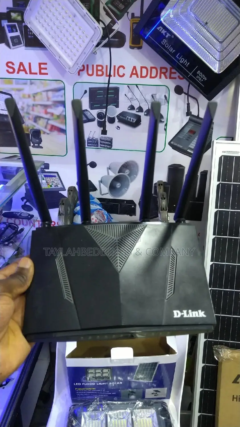 D-Link DWR-956M 4G Lte Router (It Take a Sim Card)