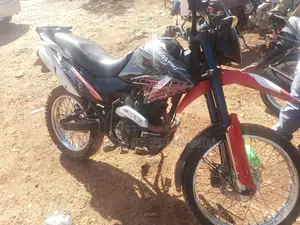 Bajaj Avenger 200 2022 Black
