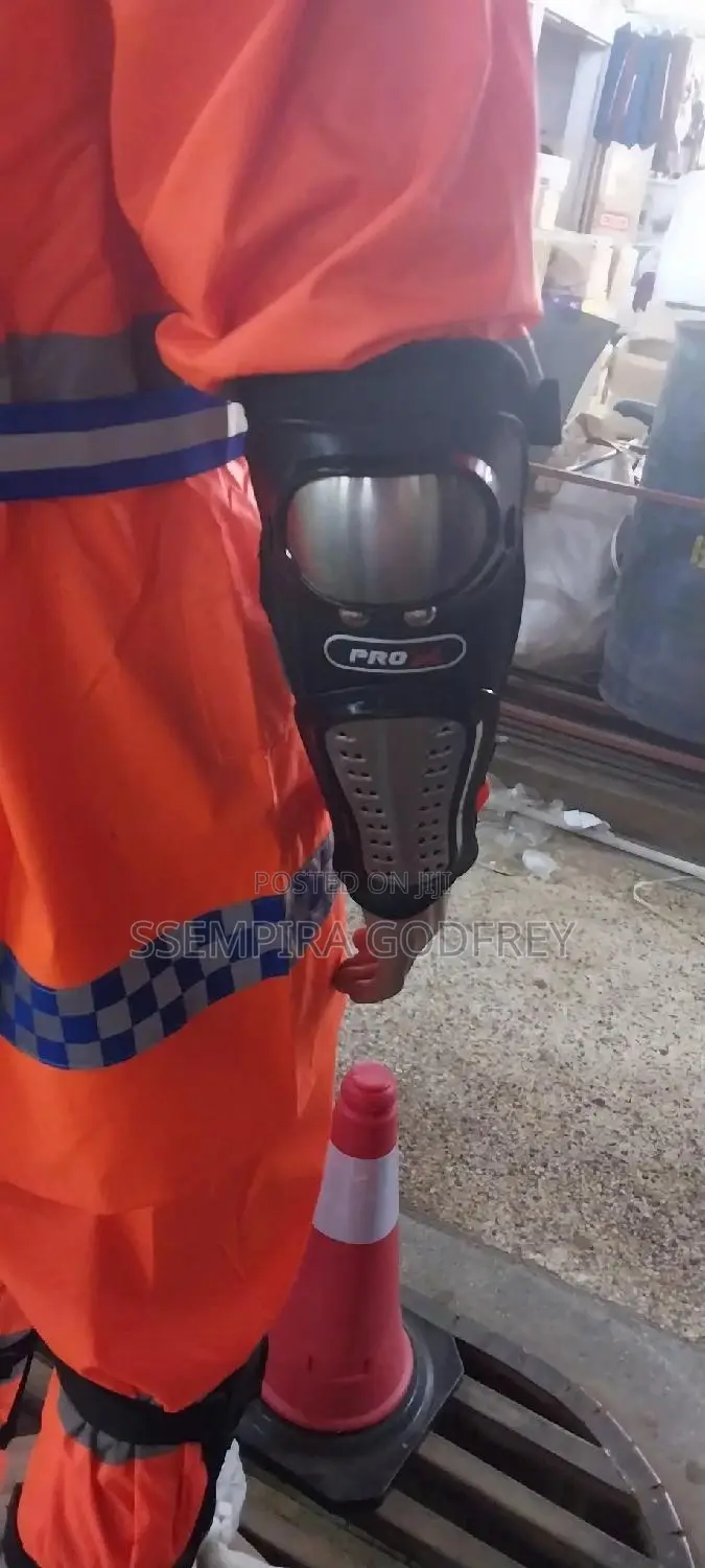 Knee And Elbow Protective Gears For Motor Bikers