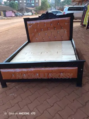Photo - 5by6 Brown Leather Bed 7