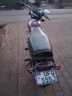 Bajaj Boxer 100 2023 Red