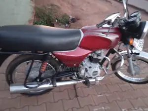 Bajaj Boxer 100 2023 Red