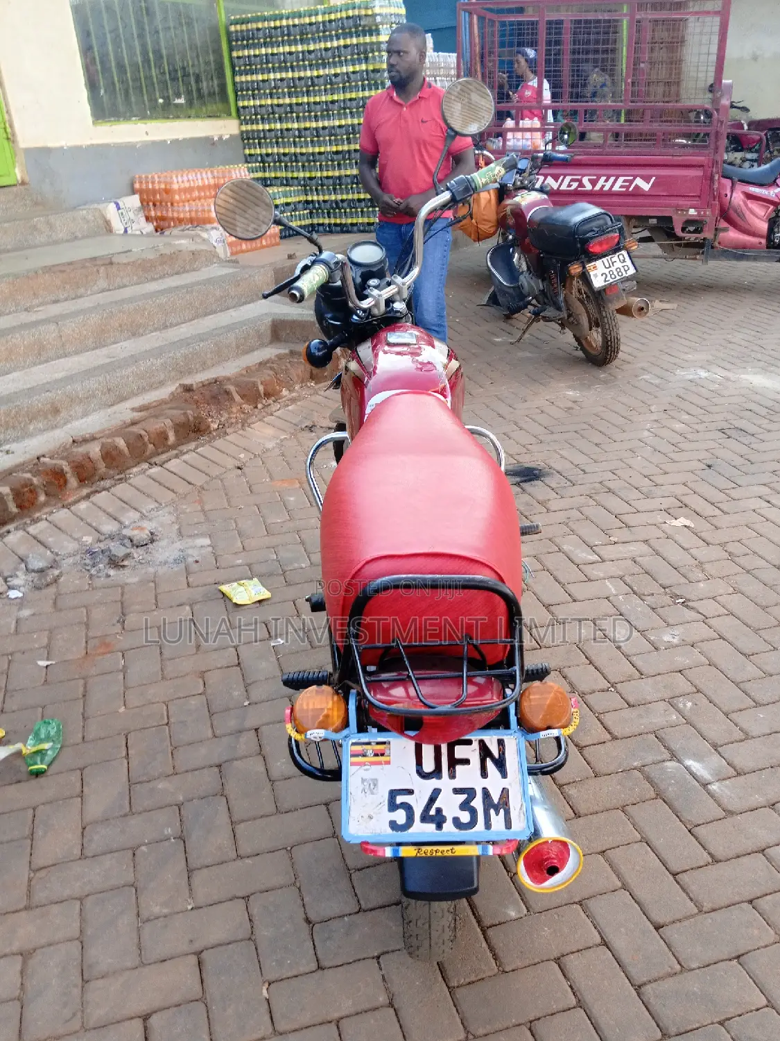 Bajaj Boxer 2023 Red