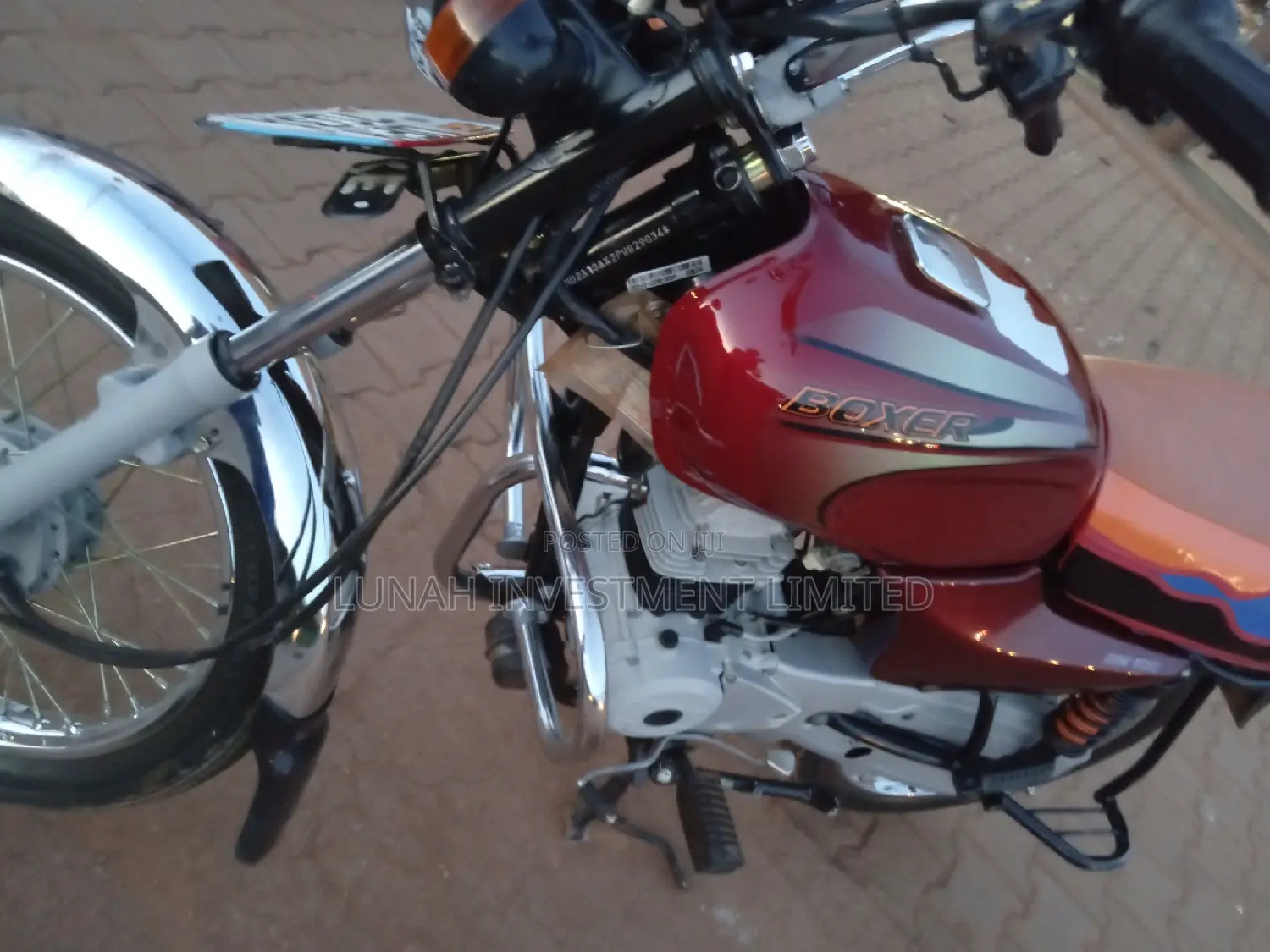 Bajaj Boxer BM100ES 2024 Red