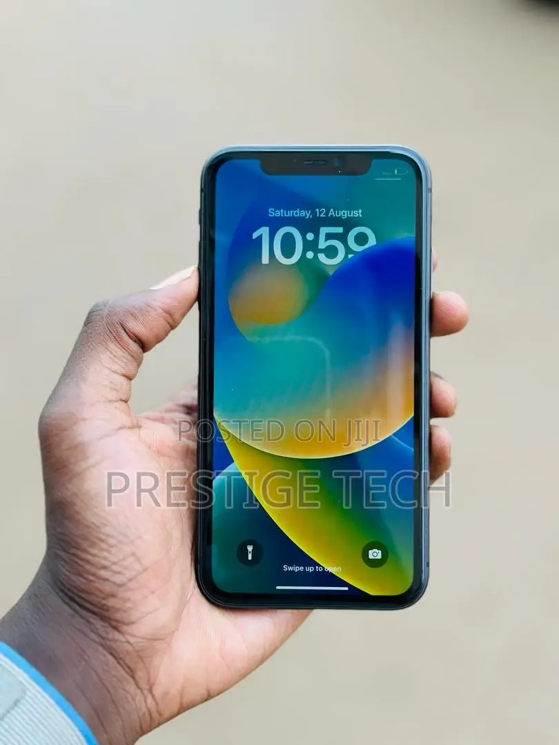Apple iPhone 11 64 GB Black