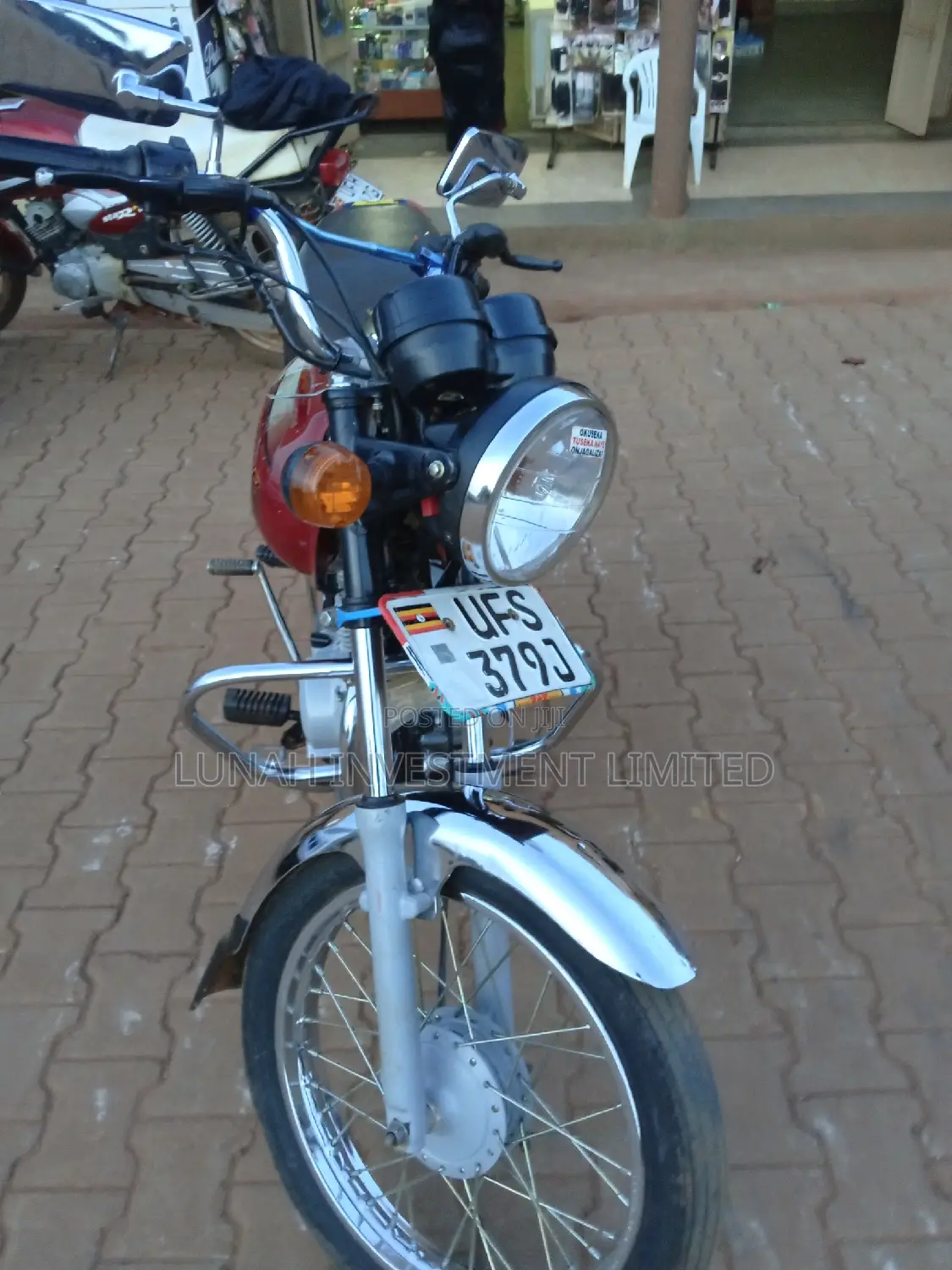 Bajaj Boxer BM100ES 2023 Red