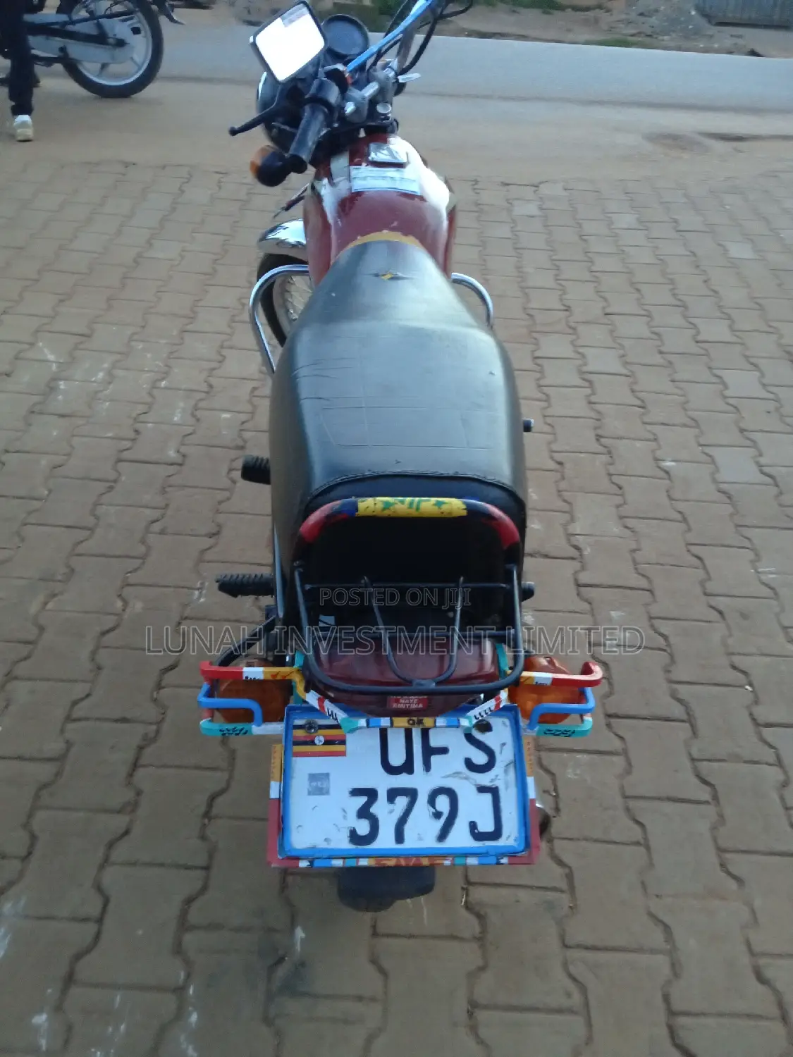 Bajaj Boxer BM100ES 2023 Red