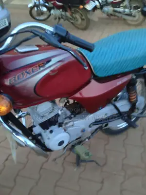 Bajaj Boxer 2023 Red