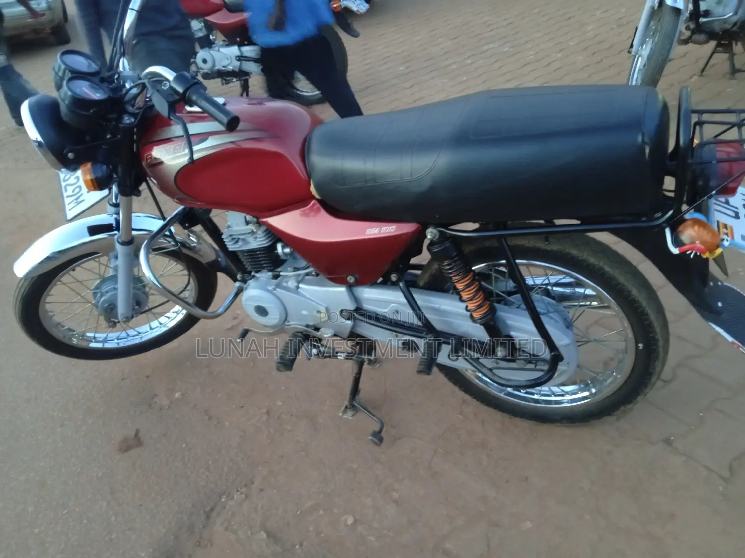 Bajaj Boxer 2024 Red