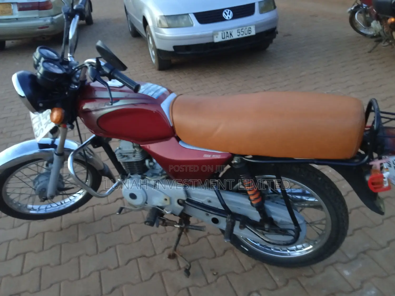 Bajaj Boxer 2023 Red