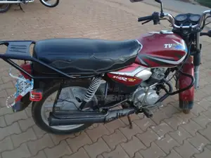 TVS HLX 125 2023 Red