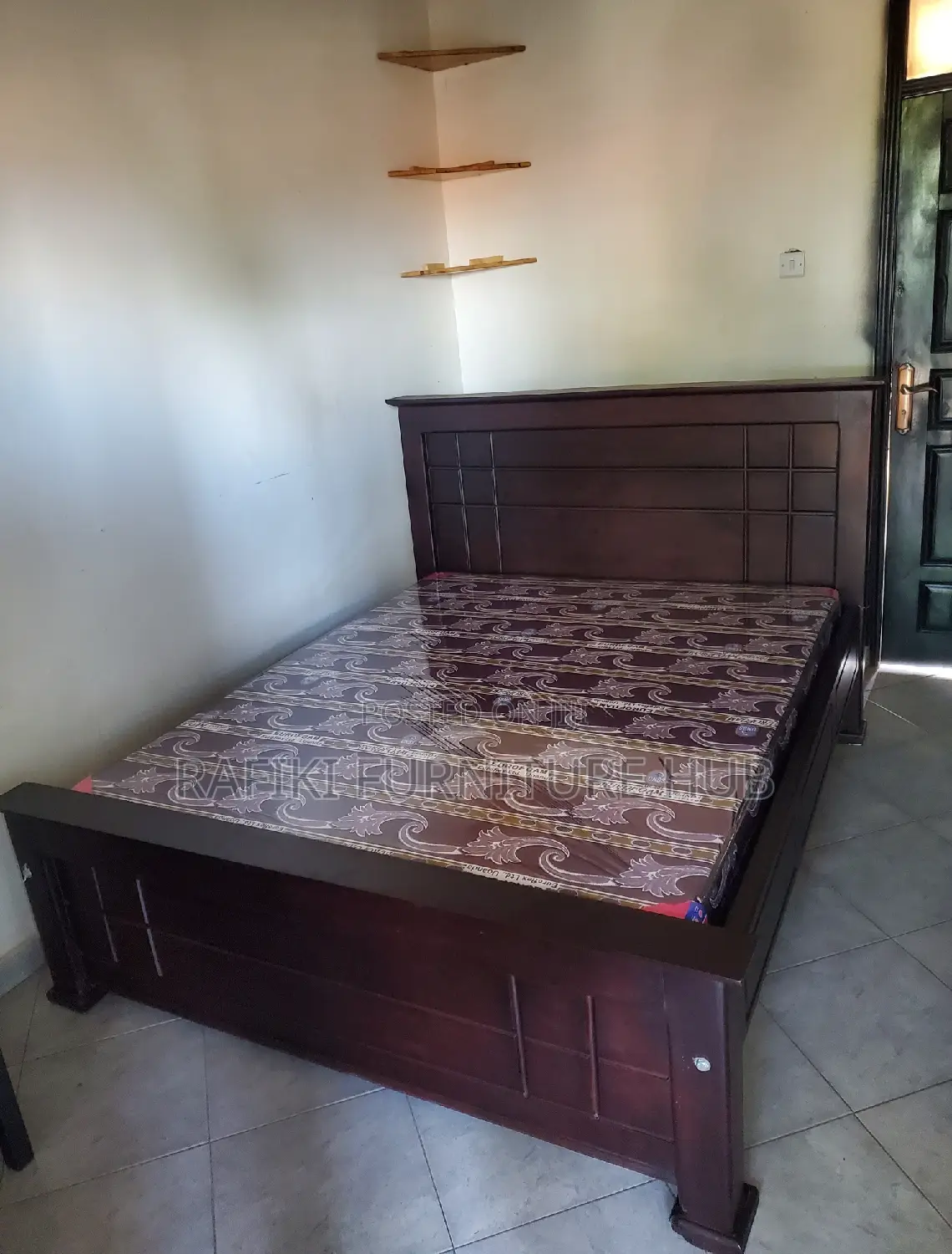Tile Bed / 5by6 Bed / Wooden Bed / Good / Best Furniture