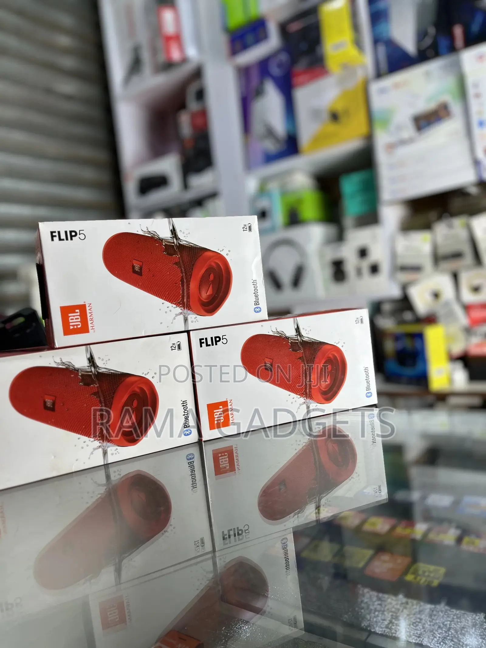 JBL Flip5 by Harman