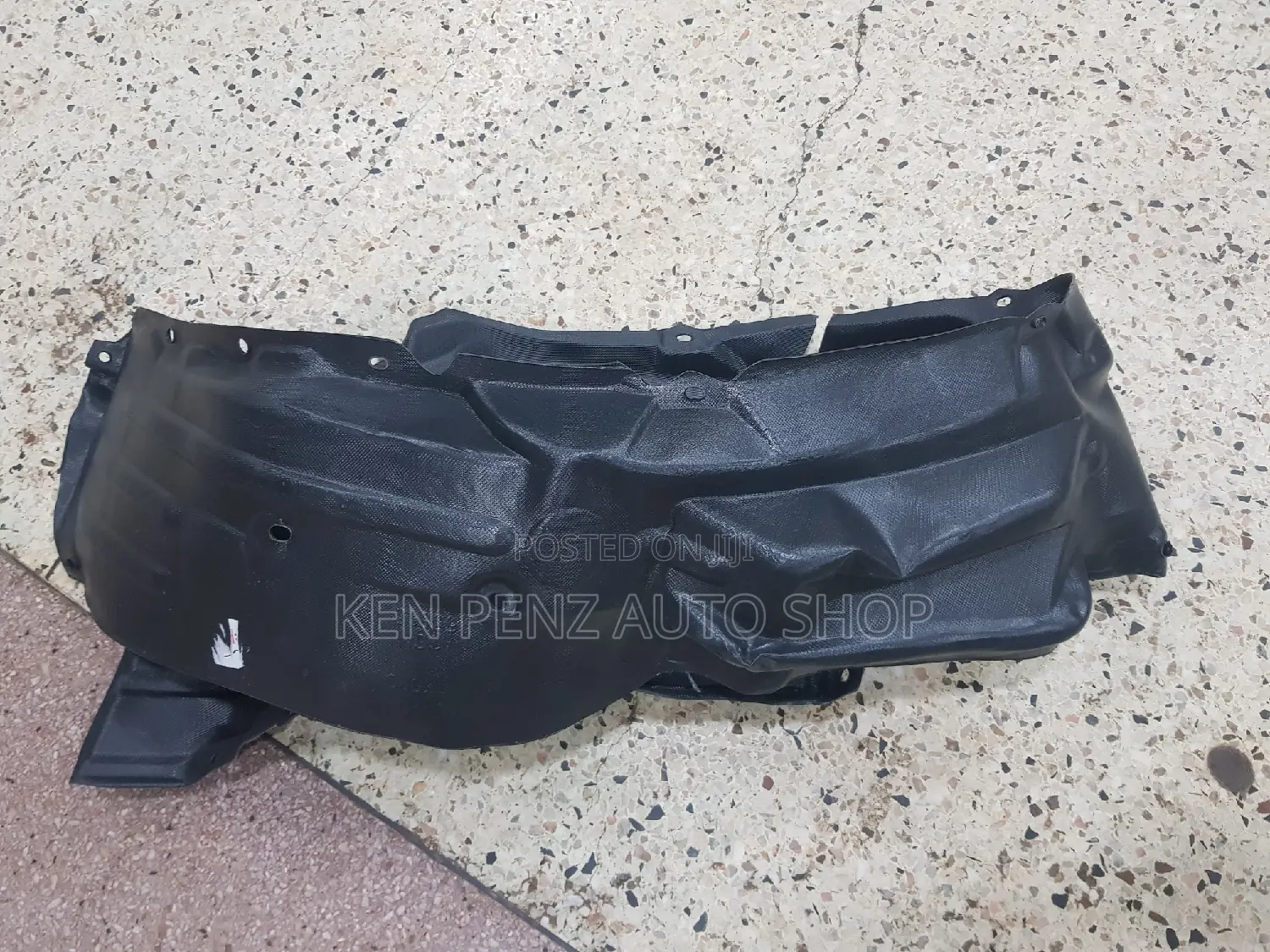 Mudguards or Splash Shields for Toyota Alphard 2010
