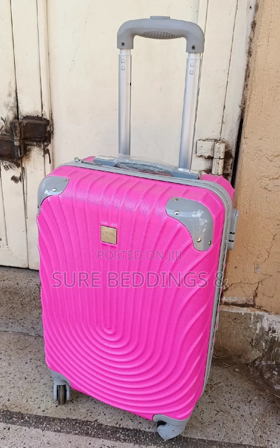 Medium Suitcase