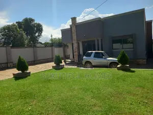 Furnished 4bdrm House in Kira for sale