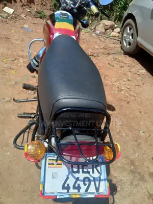 Bajaj Boxer 2022 Red