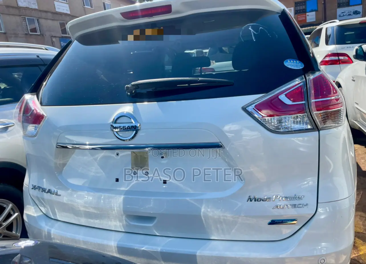 Nissan X-Trail 2.0 Petrol AWD 2015 White