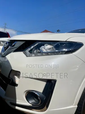 Nissan X-Trail 2.0 Petrol AWD 2015 White