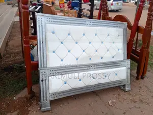 5by6 White Leather Bed 14