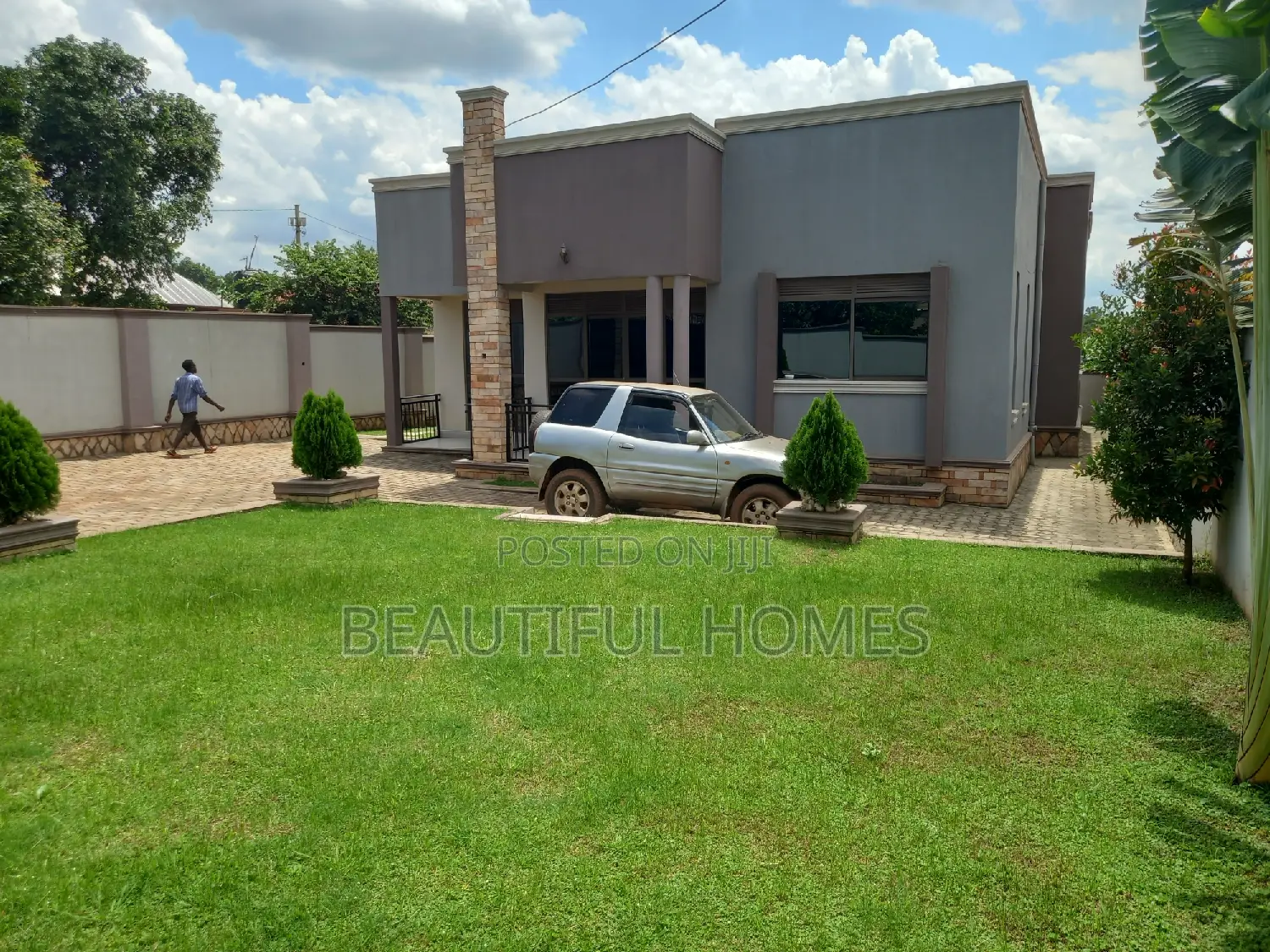Furnished 4bdrm Bungalow in Kira, Central Division for sale