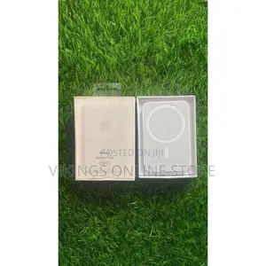 Photo - Apple iPhone Magsafe Wireless Power Park 5000mah, - White