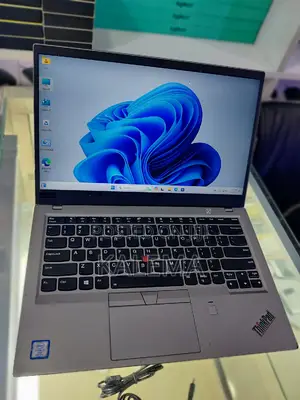 Laptop Lenovo ThinkPad X1 Carbon 16GB Intel Core i7 SSD 512GB