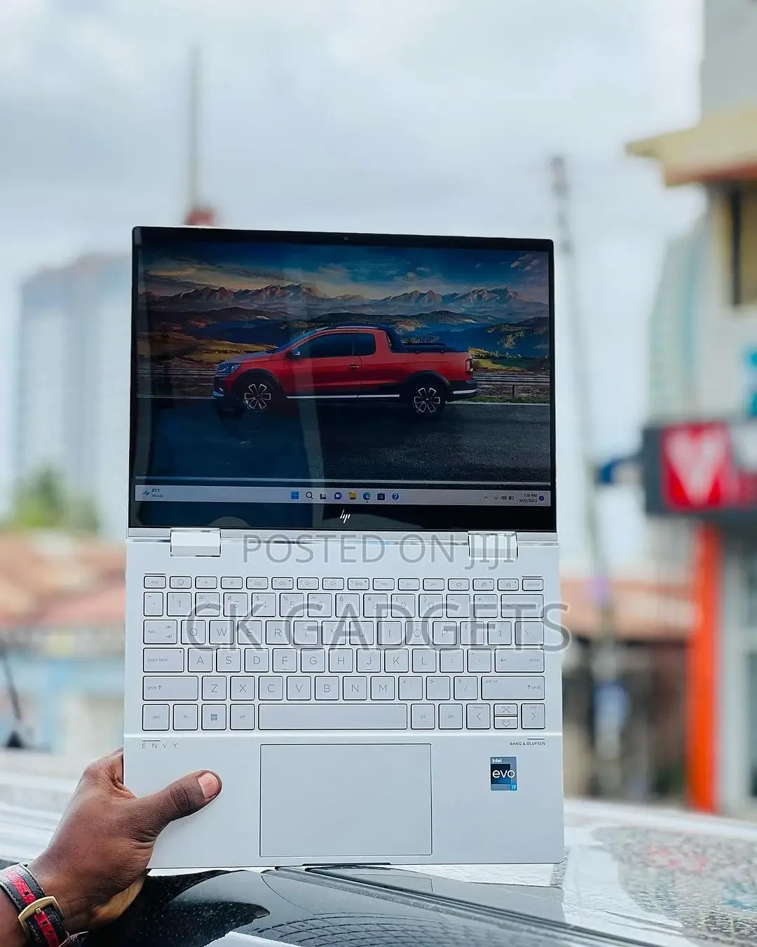 New Laptop HP Envy X360 16GB Intel Core I7 SSD 1T