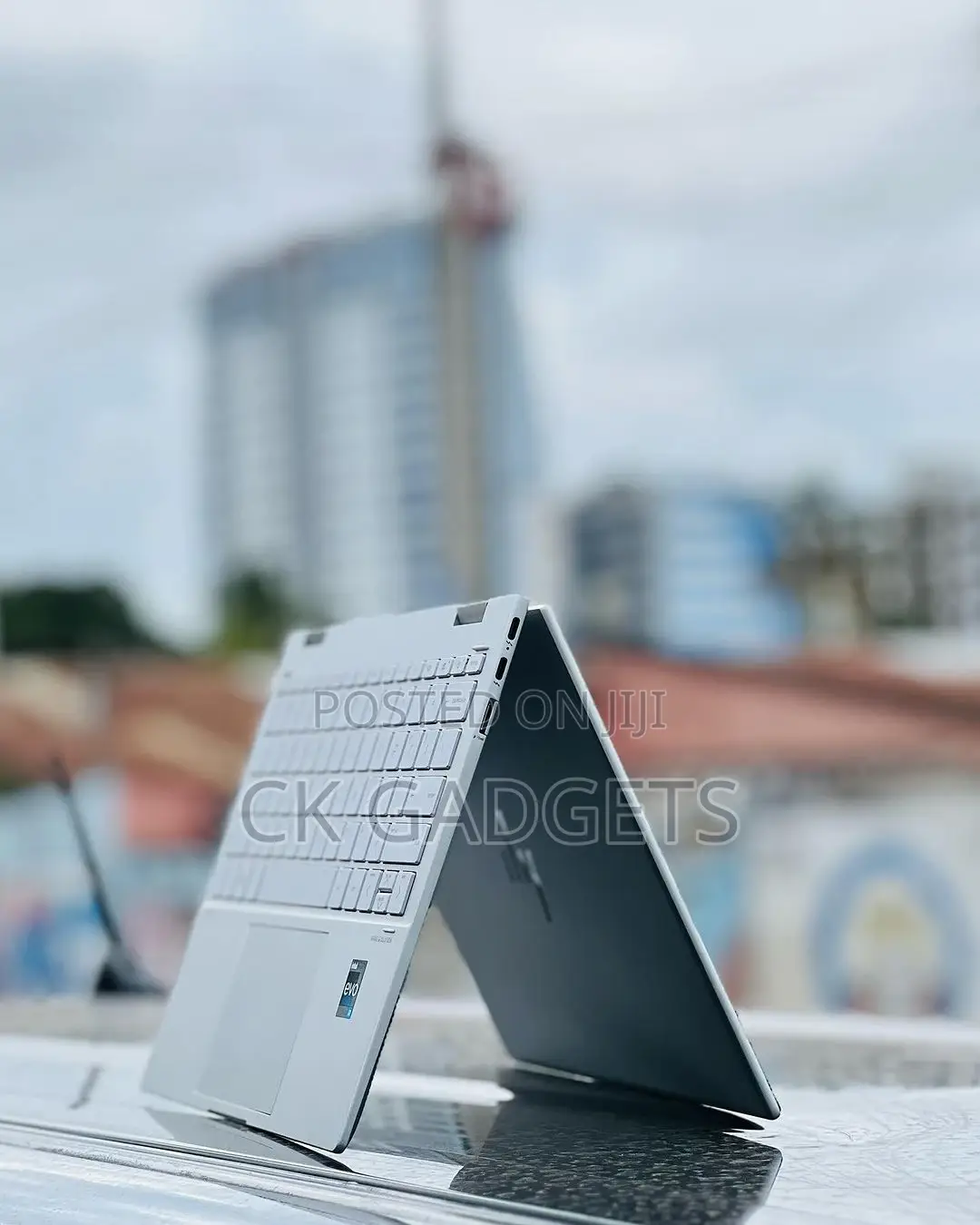New Laptop HP Envy X360 16GB Intel Core I7 SSD 1T
