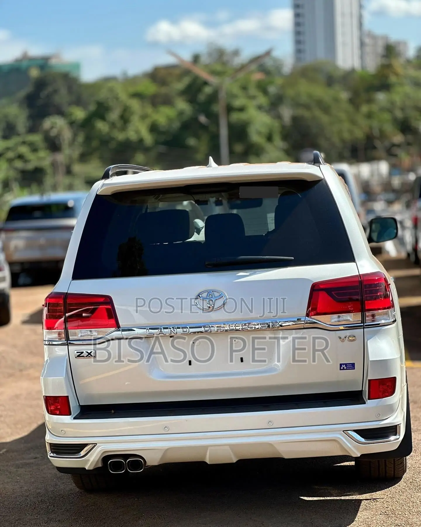 Toyota Land Cruiser 4.6 V8 ZX 2020 White