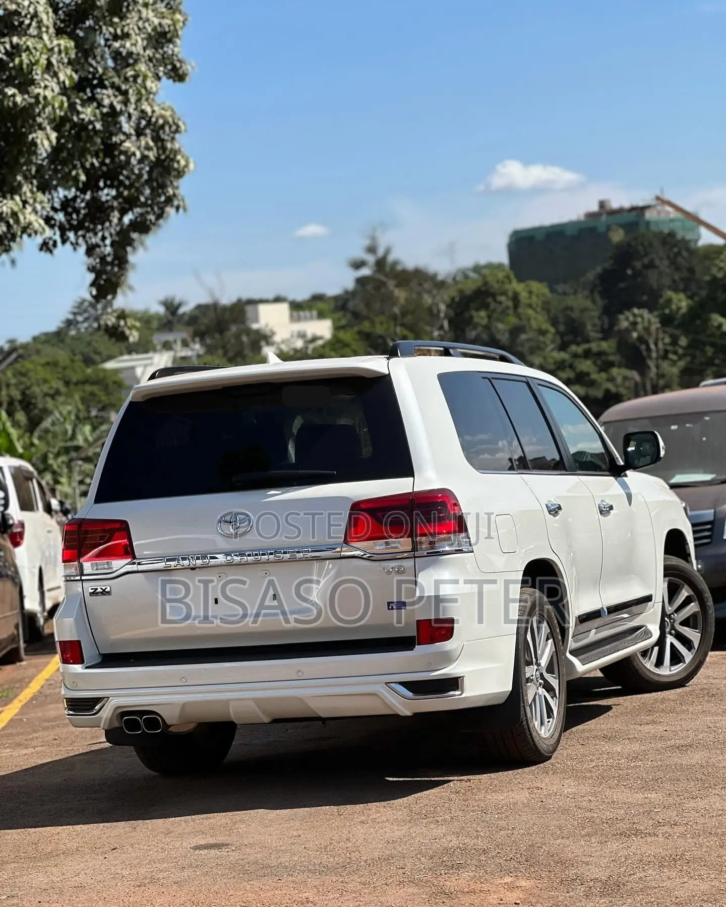 Toyota Land Cruiser 4.6 V8 ZX 2020 White