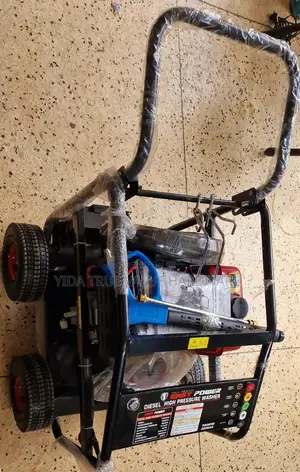 High Pressure Washer Diesel 4 Wheel