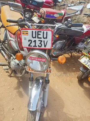 TVS HLX 125 2020 Red