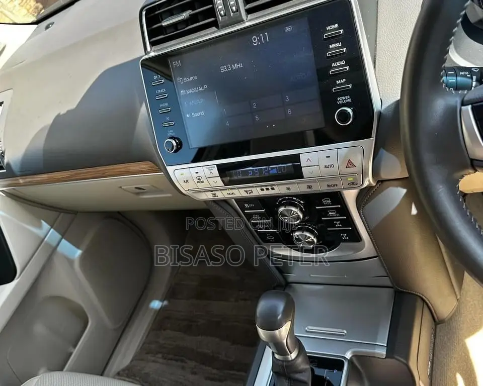 Toyota Land Cruiser Prado 2.8 2020 Gray
