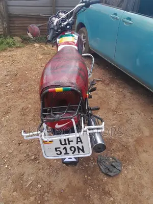 Bajaj Boxer 2023 Red