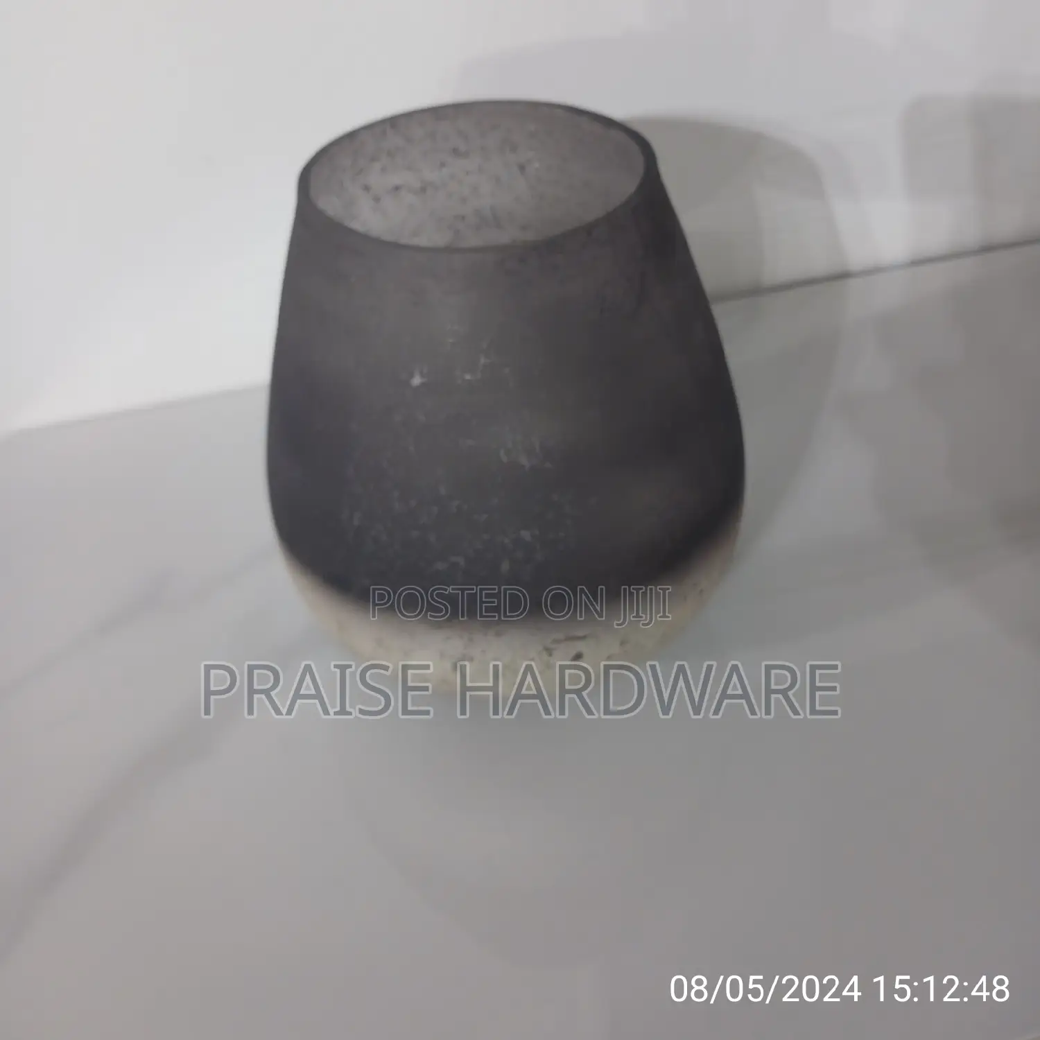 Flower Vessel Aao