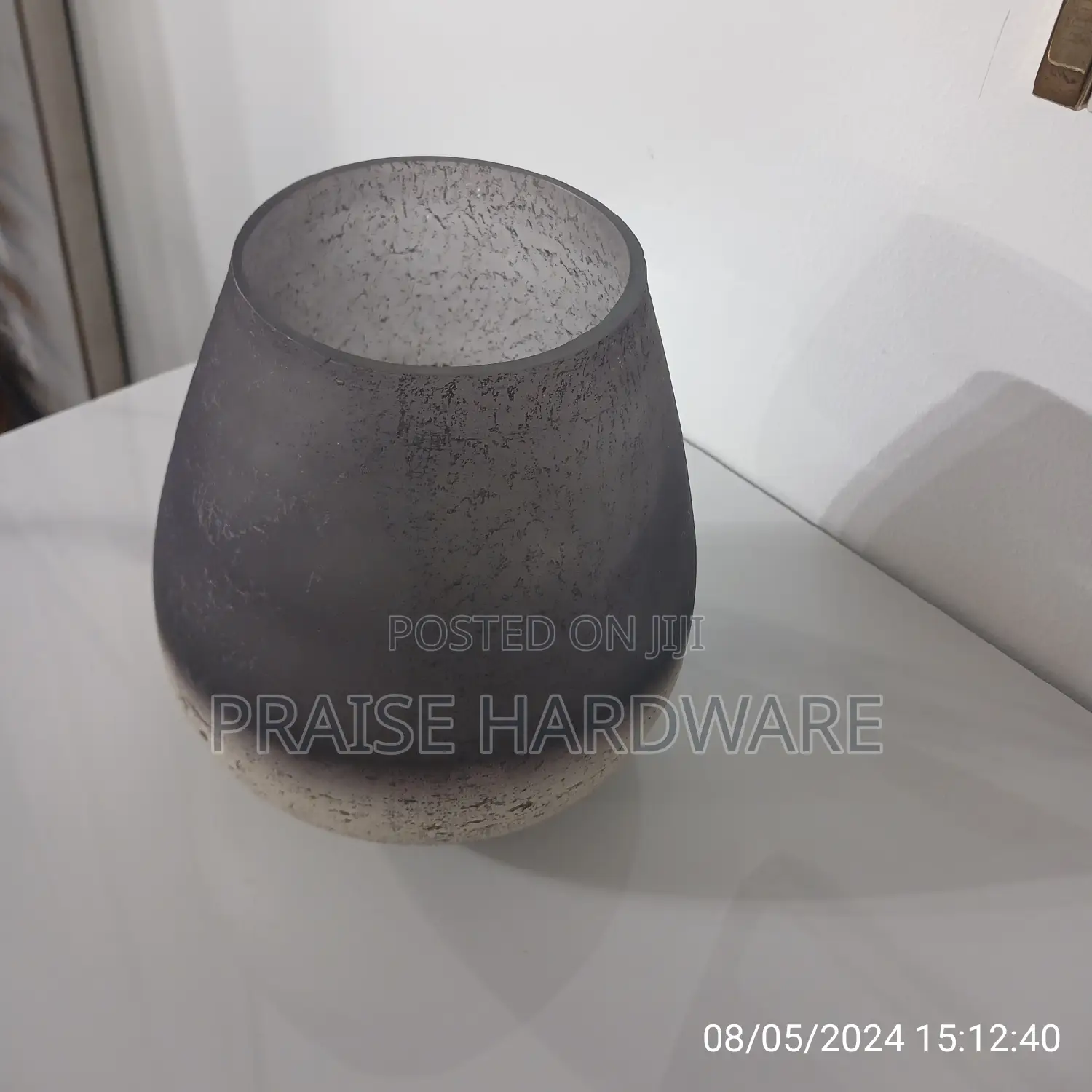 Flower Vessel Aao