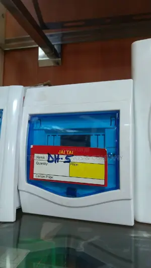 Distribution MCB Breaker Box - 5pole