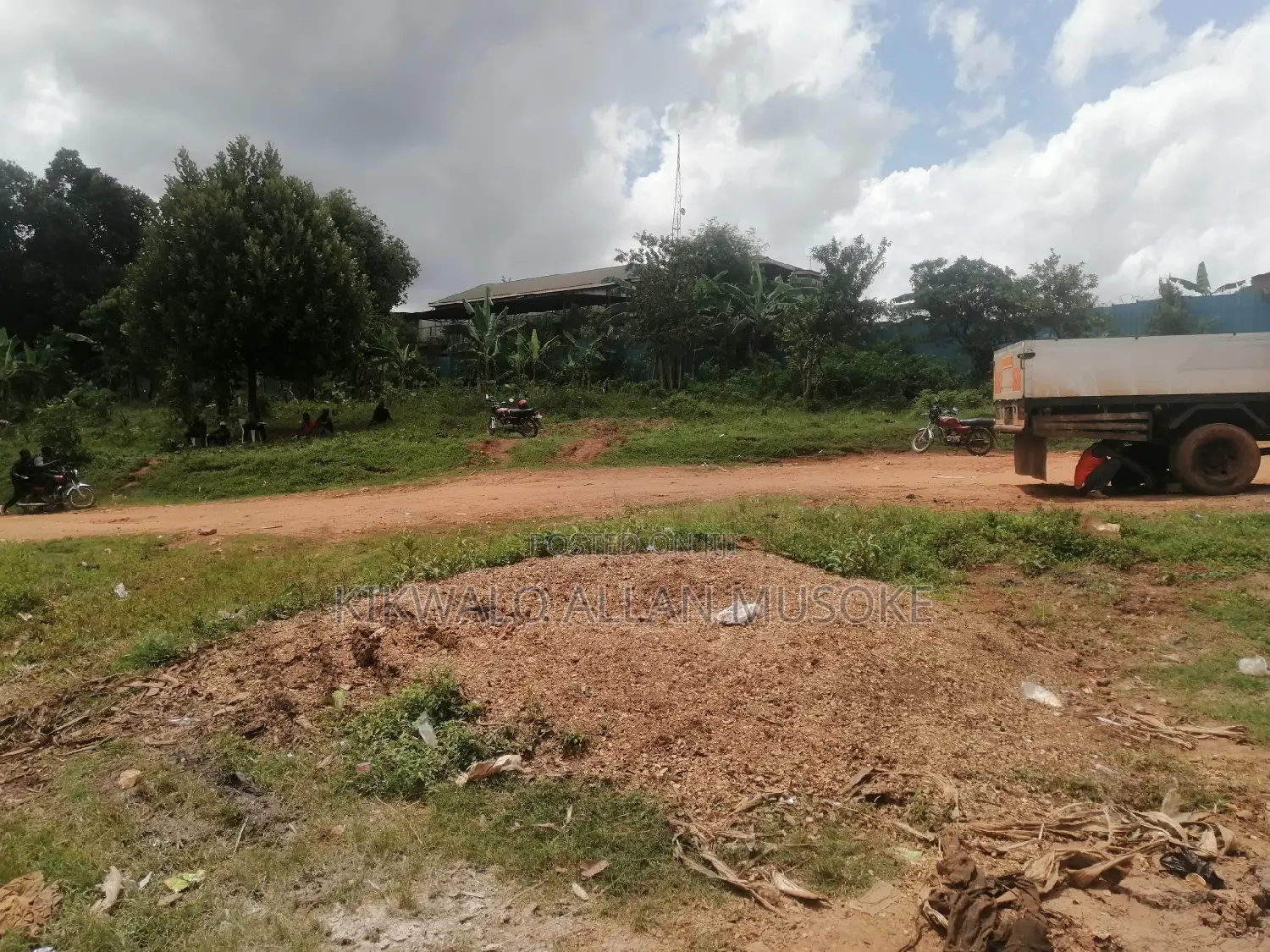 59 Decimals for Sale Kawempe Bombo Road.