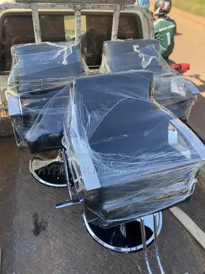 Unisex Brand New Salon Chairs