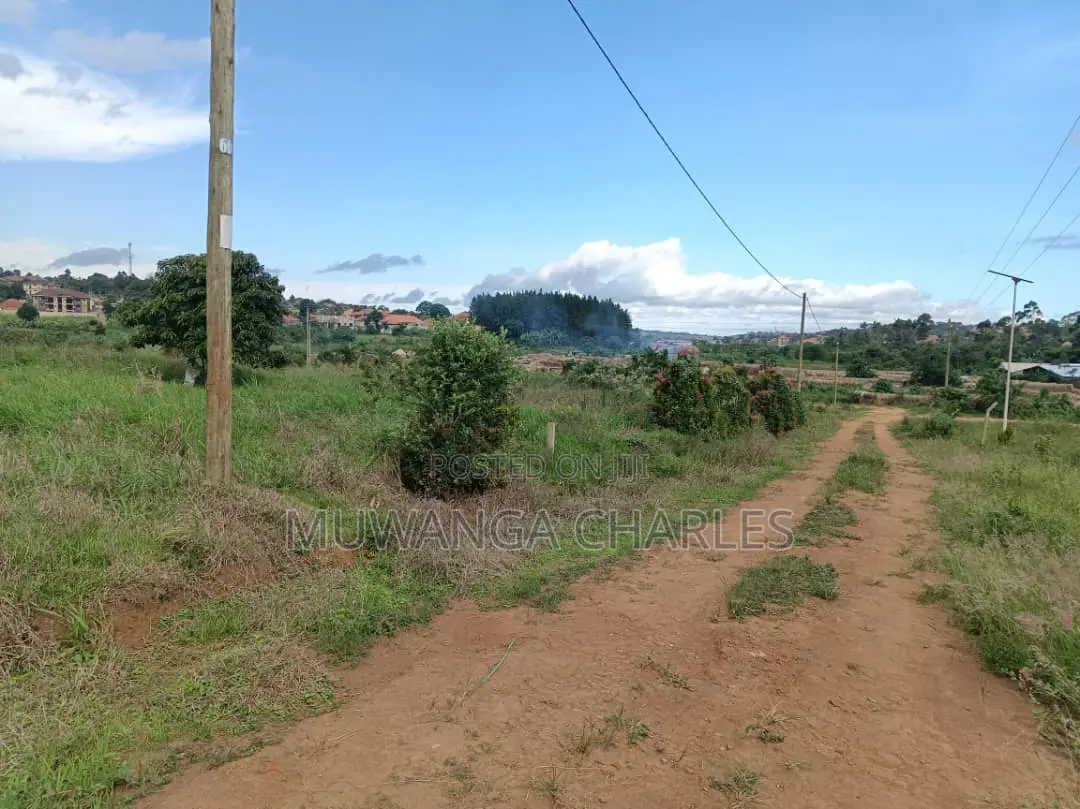 Nice Plot Available for Sale Namugongo