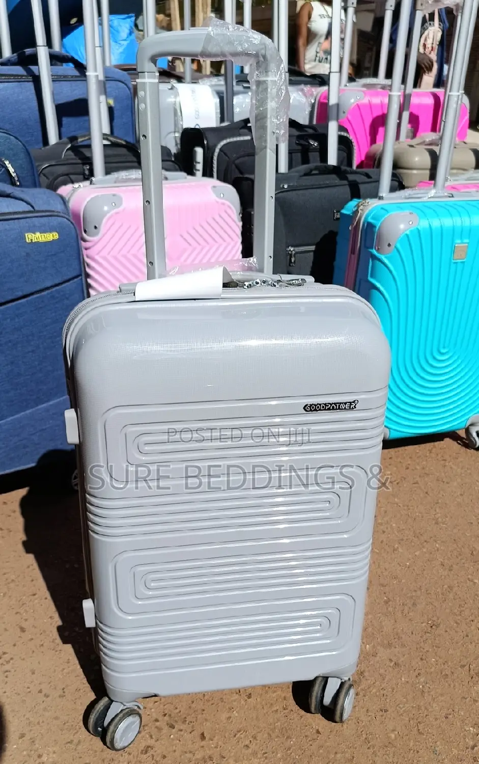 Medium Suitcase
