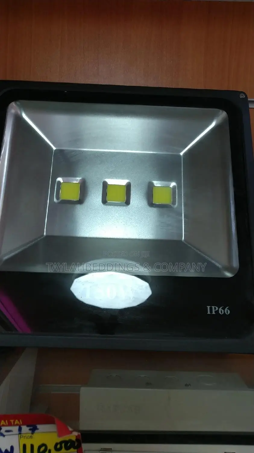 Waterproof IP66 High Power 150W Led Floodlight Ultra Bright