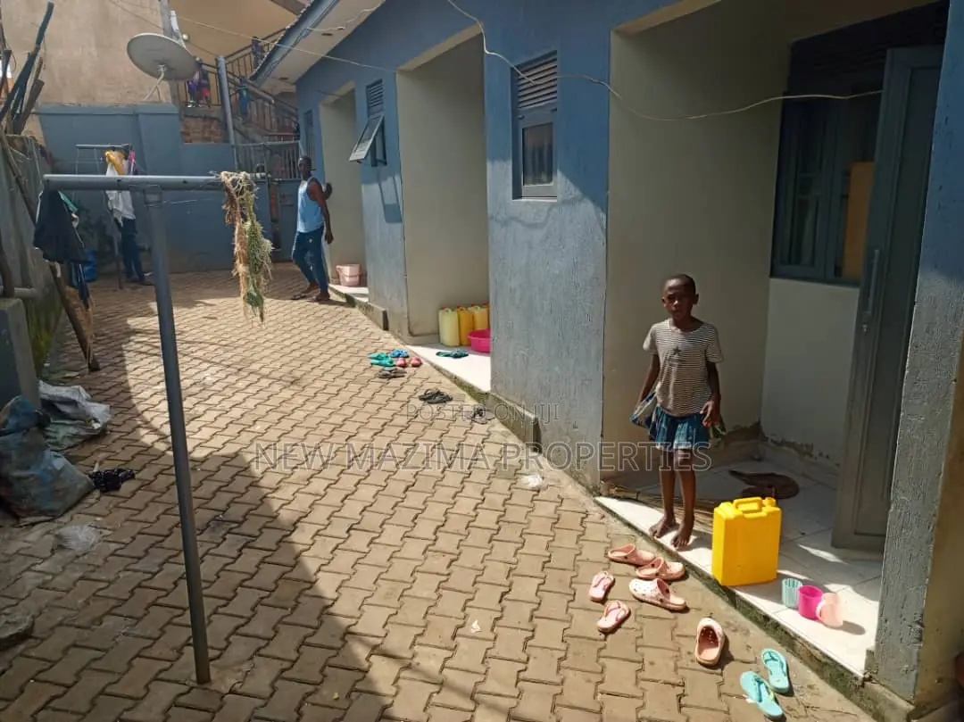 4bdrm House in Nansana Kabumbi, Division A for sale