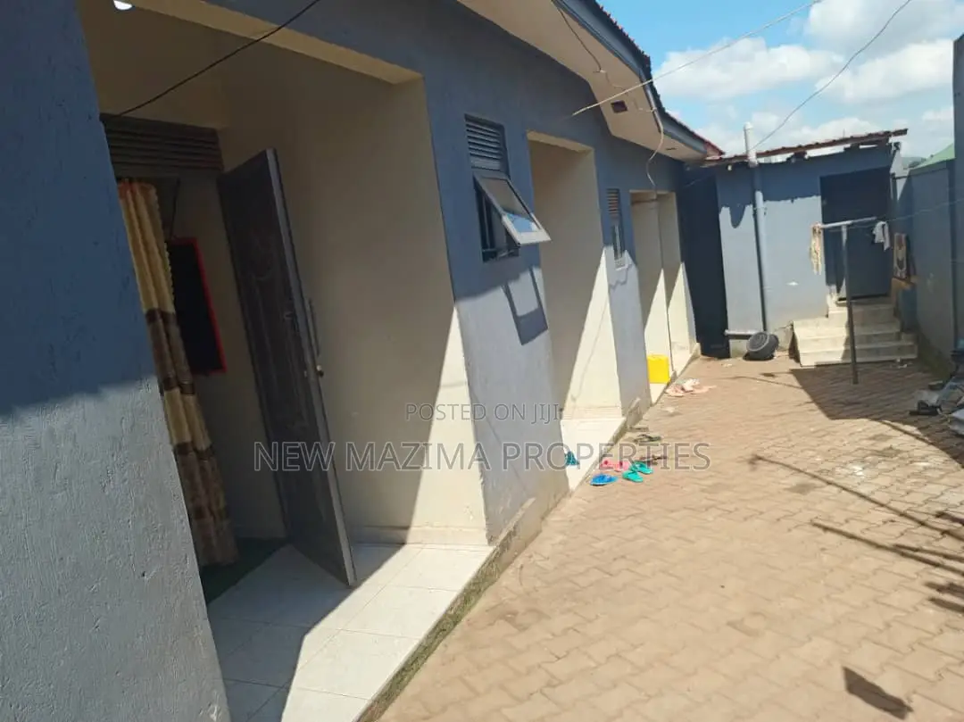 4bdrm House in Nansana Kabumbi, Division A for sale